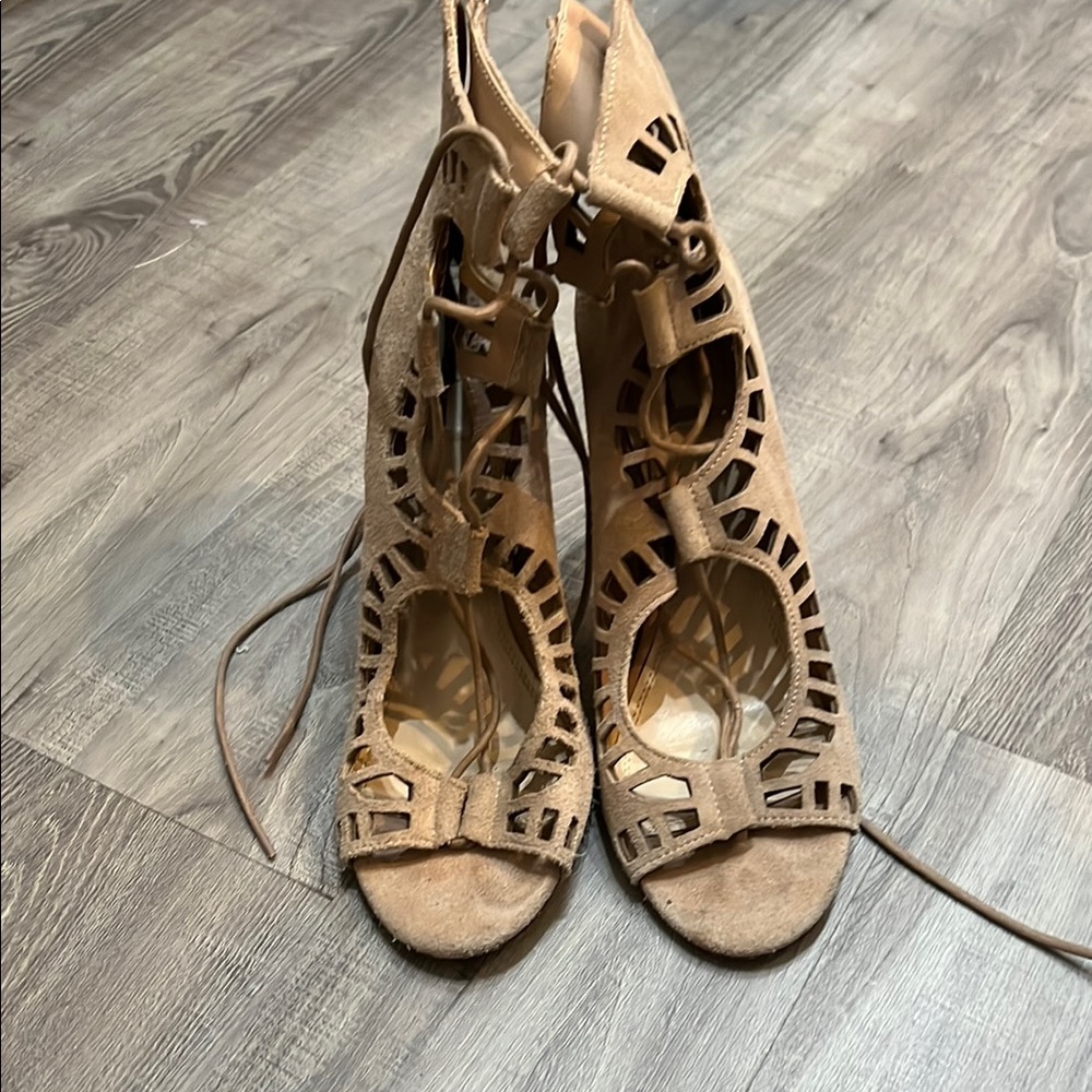 Elegant Tan Lace-Up Women's Shoes